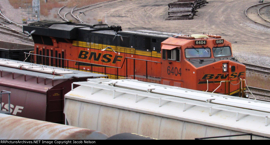 BNSF 6404